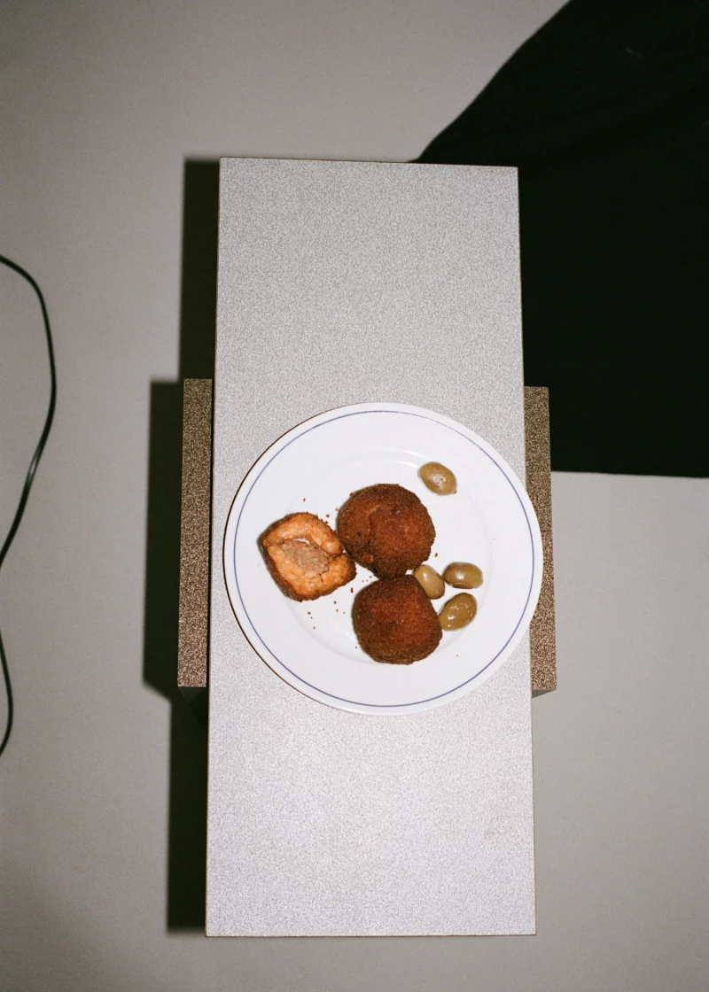 Mara T Side Table – Coffee Noise